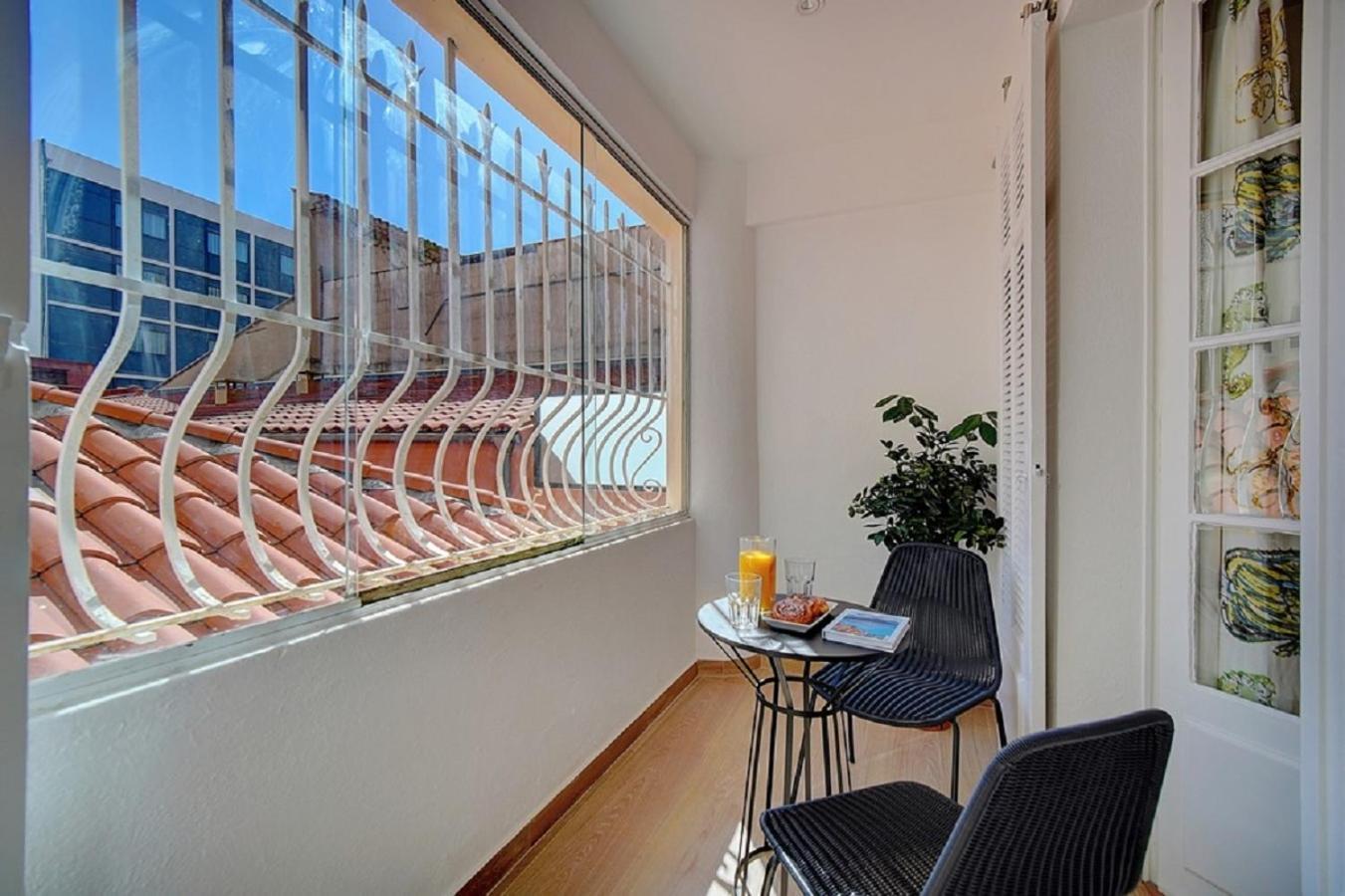 Magnifique 3 Pieces Renove Cannes Centre 'Banane' Avec Veranda ! A2B88 Buitenkant foto