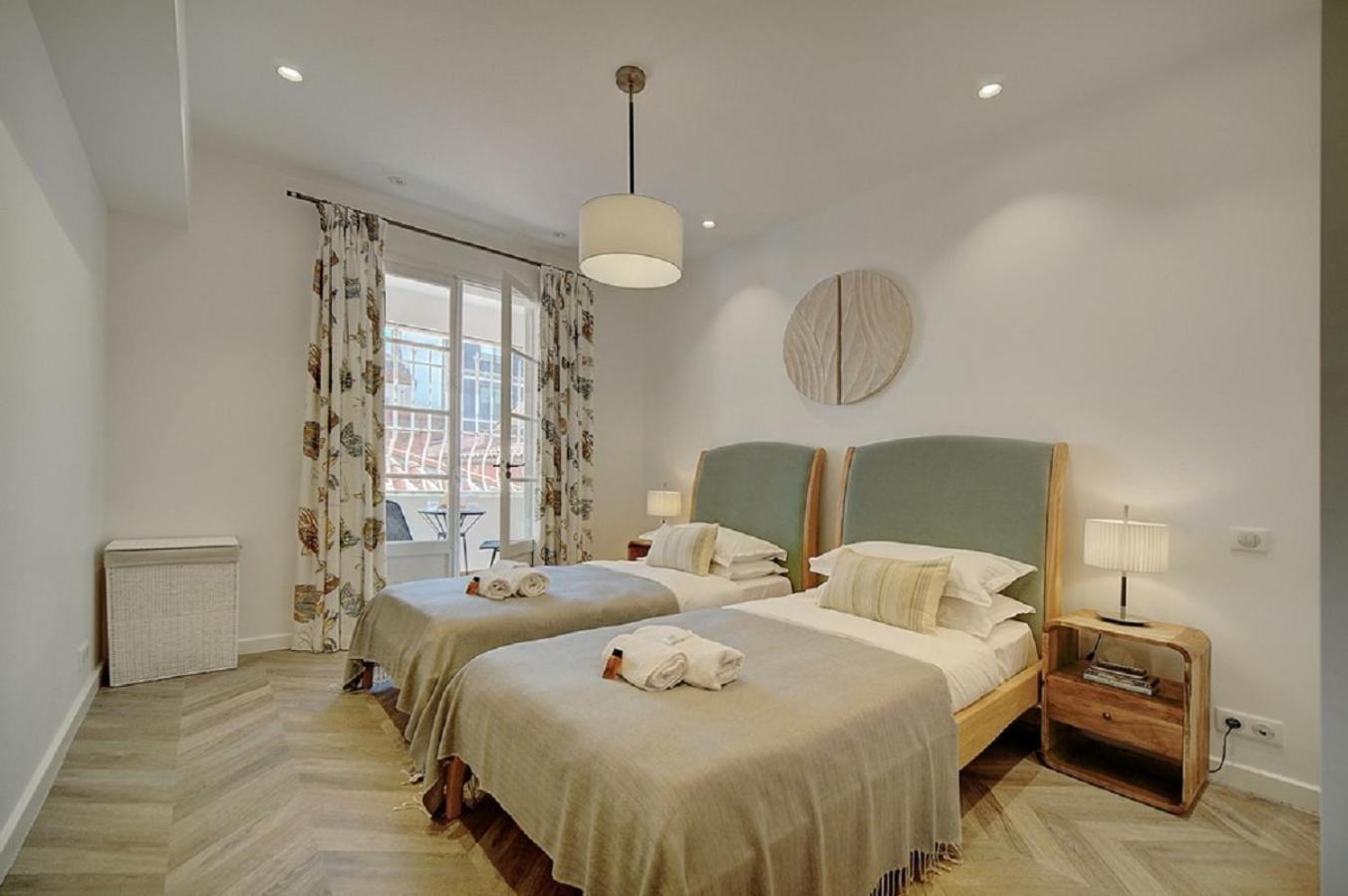 Magnifique 3 Pieces Renove Cannes Centre 'Banane' Avec Veranda ! A2B88 Buitenkant foto